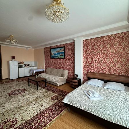 Sky House Astana Hotel Eksteriør billede