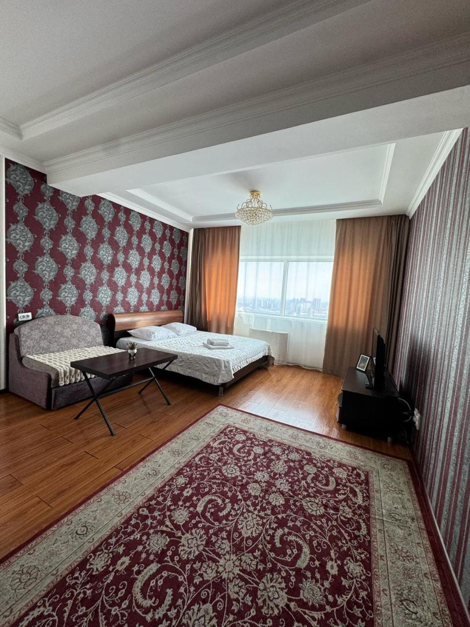 Sky House Astana Hotel Eksteriør billede