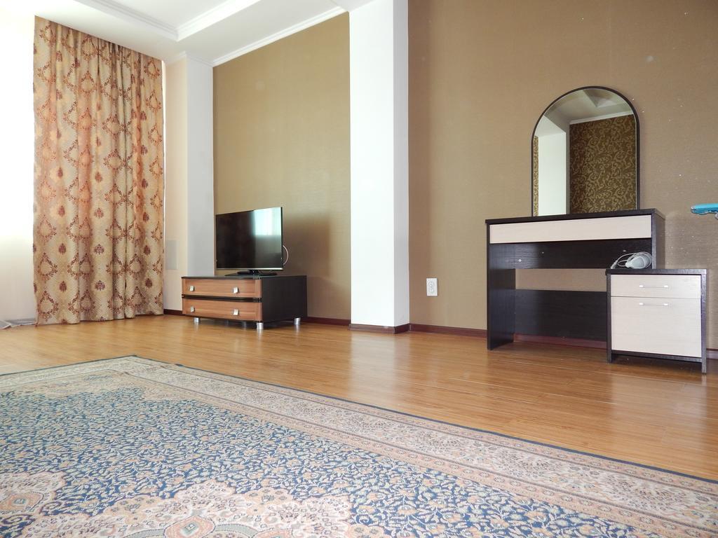 Sky House Astana Hotel Værelse billede