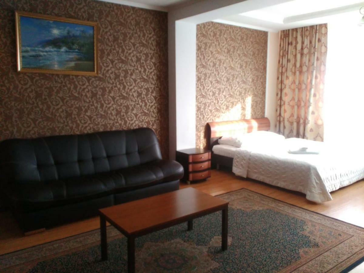 Sky House Astana Hotel Eksteriør billede